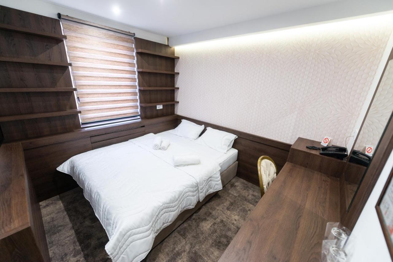 Hotel Stari Krovovi Veternik Εξωτερικό φωτογραφία