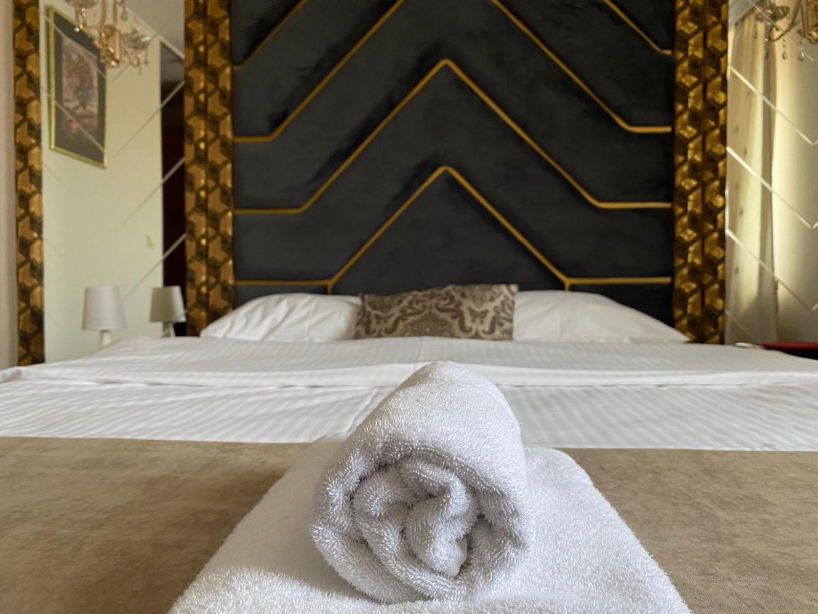 Hotel Stari Krovovi Veternik Εξωτερικό φωτογραφία